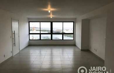 Imagem: O apartamento possui 4 Dormitórios, 4 Banheiros, 3 Vagas na