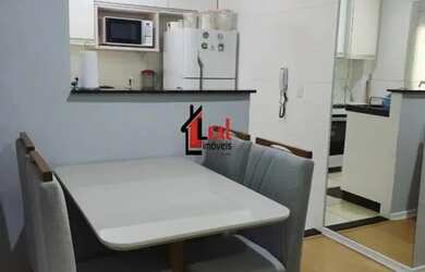 Imagem: O apartamento possui 2 Dormitórios, 1 Banheiro, 1 Vaga na garagem