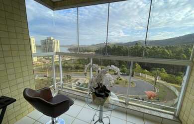 Imagem: O apartamento possui 3 Dormitórios, 4 Banheiros, 3 Vagas na