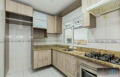 Imagem: A casa possui 4 Dormitórios, 4 Banheiros, 104m² de Área e