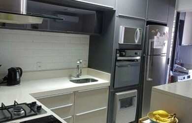 Imagem: O apartamento possui 3 Dormitórios, 2 Banheiros, 2 Vagas na