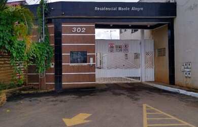 Imagem: A casa em condomínio possui 4 Dormitórios, 5 Banheiros, 5