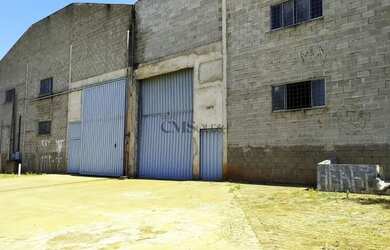 Imagem: O depósito possui 2 Vagas na garagem, 1.520m² de Área e