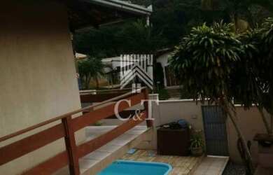 Imagem 2: CASA COM 4 DORMITÓRIOS SENDO 1 SUÍTE NAS NAÇÕES