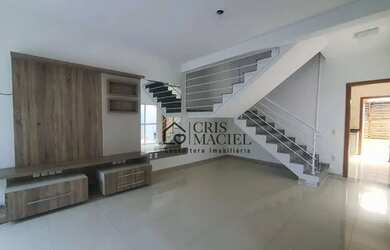 Imagem: A casa em condomínio possui 3 Dormitórios, 3 Banheiros, 2