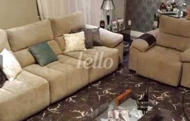 Imagem: A casa possui 3 Dormitórios, 3 Banheiros, 3 Vagas na garagem