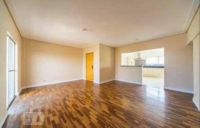 Imagem: O apartamento possui 3 Dormitórios, 3 Banheiros, 2 Vagas na