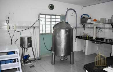 Imagem 12: Casa Térrea para Venda em Curitiba, Cajuru, 2 dormitórios, 2 banheiros,...