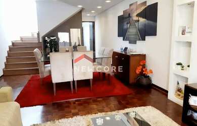 Imagem: A casa possui 3 Dormitórios, 4 Banheiros, 4 Vagas na garagem