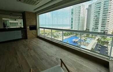 Imagem: O apartamento possui 4 Dormitórios, 5 Banheiros, 3 Vagas na