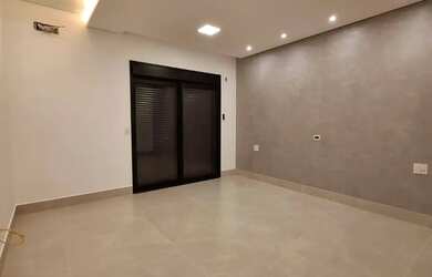 Imagem 7: RR0111D Sobrado 188m² - JARDIM BRASÍLIA - OPORTUNIDADE - 3 Dorms 3 Vagas - Americana, SP