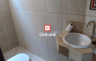 Imagem 9: Casa em Montes Claros, no bairro Vila Campos, à venda