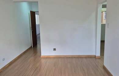 Imagem 9: Ensolarado com 2 quartos e no primeiro andar