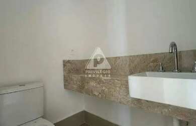 Imagem 14: Apartamento de Alto Padrão com 2 Suítes e Vista para a Lagoa - Península