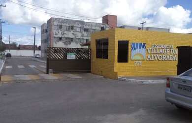 Imagem: O apartamento possui 3 Dormitórios, 1 Banheiro, 1 Vaga na garagem