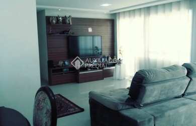 Imagem: O apartamento possui 4 Dormitórios, 5 Banheiros, 4 Vagas na