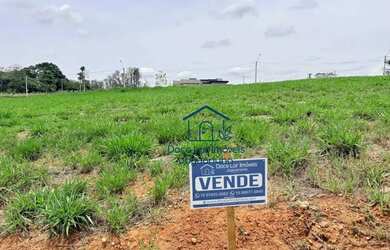 Imagem: O terreno possui 250m² de Área, Imóvel novo e está localizado