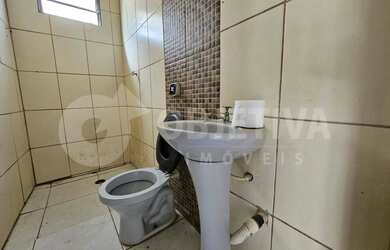 Imagem 10: Casa para aluguel, 3 quartos, 2 vagas, JARDIM DAS PALMEIRAS - UBERLANDIA/MG