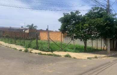 Imagem: O terreno possui 261m² de Área e está localizado em Jardim