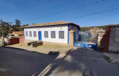 Imagem 2: Casarão novo construído à moda antiga