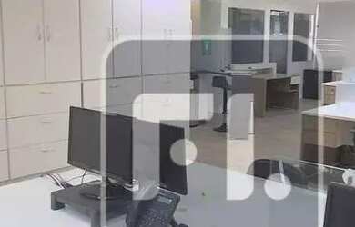 Imagem: O depósito possui 5 Vagas na garagem, 330m² de Área, Imóvel