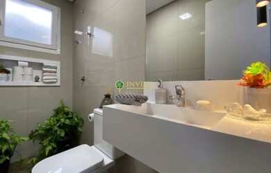 Imagem 7: Locação no bairro Agronômica Varanda Gourmet com churrasqueira, hidromassagem,...