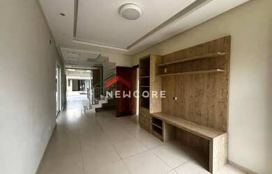 Imagem 3: Casa em Rua da Escova de Garrafa - Cachoeira do Bom Jesus - Florianópolis/SC