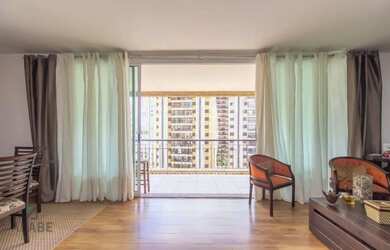 Imagem: O apartamento possui 3 Dormitórios, 5 Banheiros, 2 Vagas na