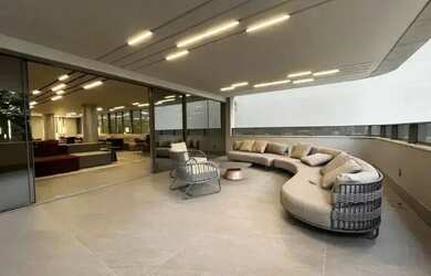 Imagem: O apartamento possui 4 Dormitórios, 5 Banheiros, 3 Vagas na