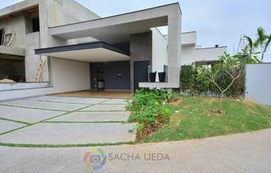 Imagem: A casa em condomínio possui 3 Dormitórios, 4 Banheiros, 2