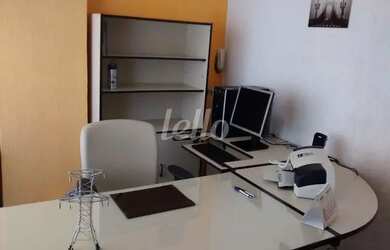 Imagem: O depósito possui 20m² de Área e está localizado em Centro