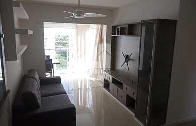 Imagem: O apartamento possui 3 Dormitórios, 1 Banheiro, 1 Vaga na garagem