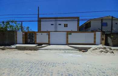 Imagem: A casa em condomínio possui 3 Dormitórios, 2 Banheiros, 1