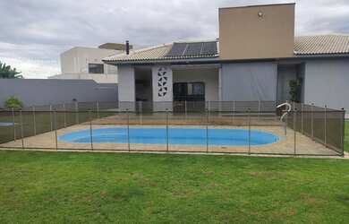 Imagem: A casa em condomínio possui 3 Dormitórios, 5 Banheiros, 4