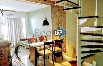 Imagem: O apartamento na cobertura possui 4 Dormitórios, 4 Banheiros