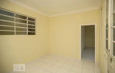 Imagem: A casa possui 2 Dormitórios, 1 Banheiro, 75m² de Área e