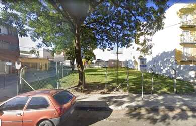 Imagem: O terreno possui 620m² de Área e está localizado em Vila