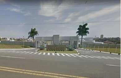 Imagem: A casa em condomínio possui 5 Dormitórios, 1 Banheiro, 5 Vagas