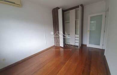 Imagem: A casa em condomínio possui 3 Dormitórios, 3 Banheiros, 4