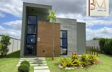 Imagem: A casa em condomínio possui 3 Dormitórios, 1 Banheiro, 2 Vagas