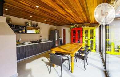 Imagem: O apartamento possui 3 Dormitórios, 2 Banheiros, 2 Vagas na