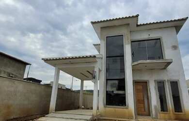 Imagem: A casa em condomínio possui 2 Dormitórios, 3 Banheiros, 2