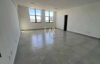 Imagem: O depósito possui 41m² de Área e está localizado em Barro