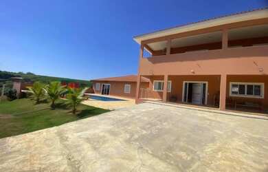 Imagem: A chácara possui 1.750m² de Área e está localizado em Boituva