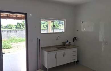 Imagem 8: Casa com 03 quartos sendo 01 suíte dentro de condomínio em São José...