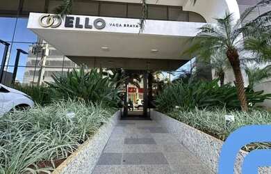 Imagem: O apartamento possui 3 Dormitórios, 4 Banheiros, 2 Vagas na