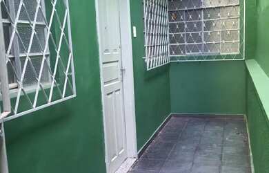 Imagem: A casa possui 2 Dormitórios, 1 Banheiro, 60m² de Área e