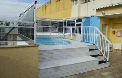 Imagem: O apartamento na cobertura possui 4 Dormitórios, 5 Banheiros