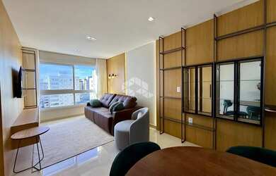 Imagem: O apartamento possui 2 Dormitórios, 2 Banheiros, 1 Vaga na