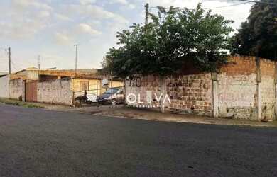 Imagem: O terreno à venda possui 763m² de Área e está localizado